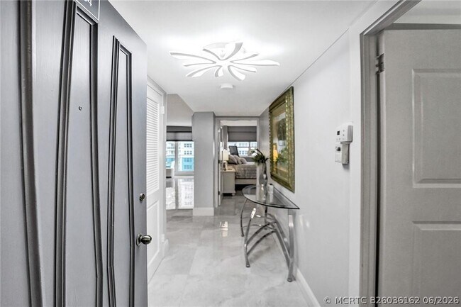Foto del edificio - 3430 Galt Ocean Dr