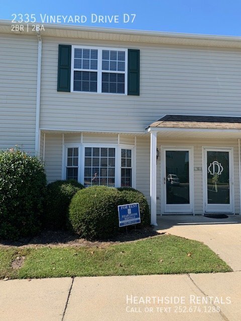 Building Photo - 2335 Vineyard Dr