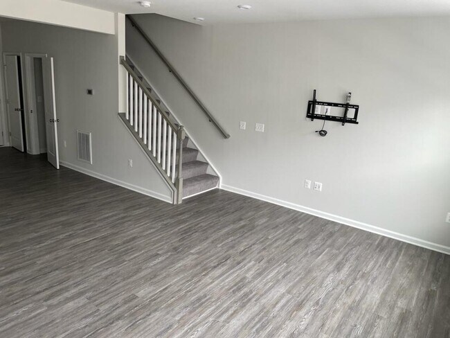 Building Photo - 4652 Wistar Creek Drive Unit A