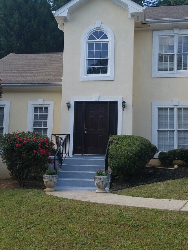 Foto del edificio - 3191 Palm Tree Dr