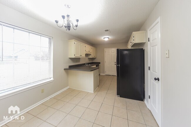 Foto del edificio - 3054 Caitlynn Circle S