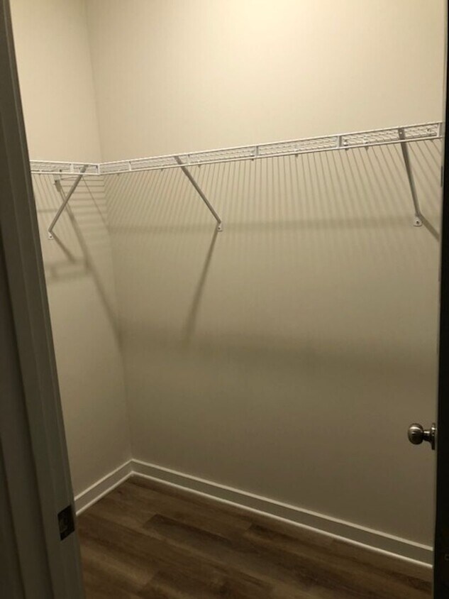 Beautiful Townhome in Athens! - Beautiful Townhome in Athens!