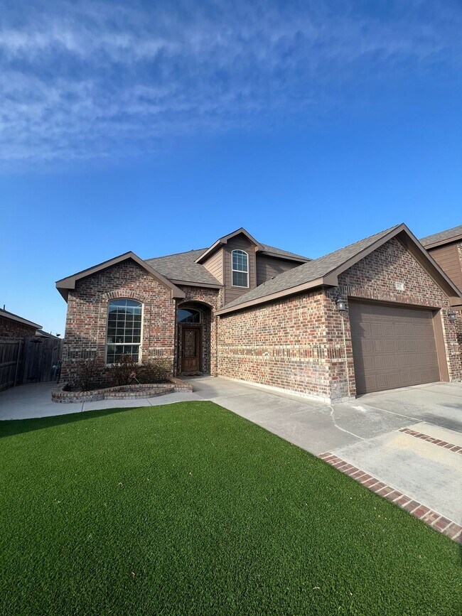 Foto del edificio - 803 Founders Rd