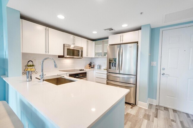 Photo - 610 Clematis St Apartment