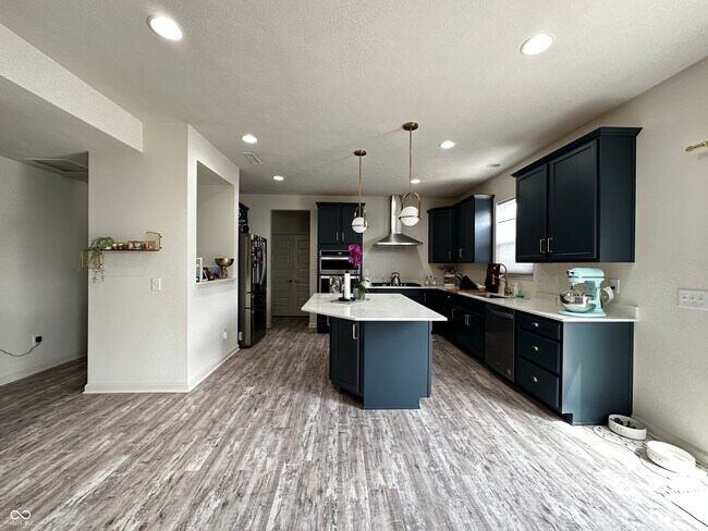 Building Photo - 6083 Flagler Ln