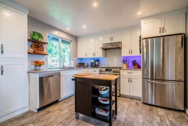 Cocina - 16655 Marquez Ter