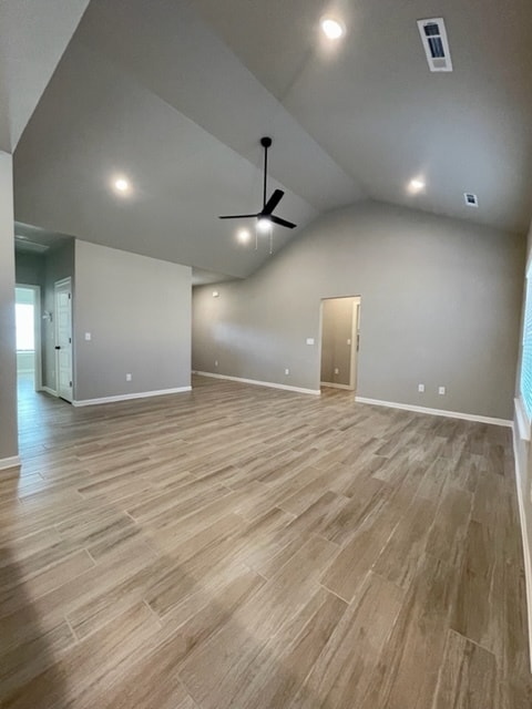 Foto del edificio - 664 Woodland St