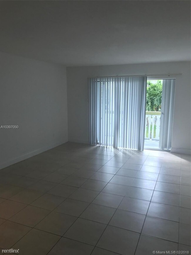 Foto del edificio - 15225 NE 6th Ave