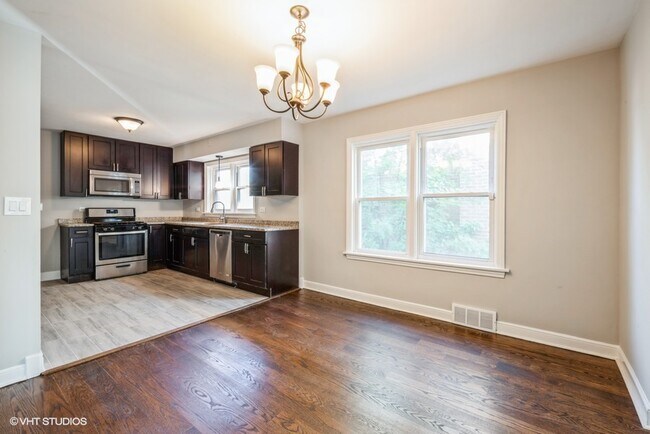 Foto del edificio - 8804 S Blackstone Ave