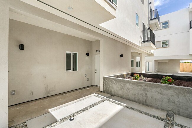 Foto del edificio - 10961 Calvert St