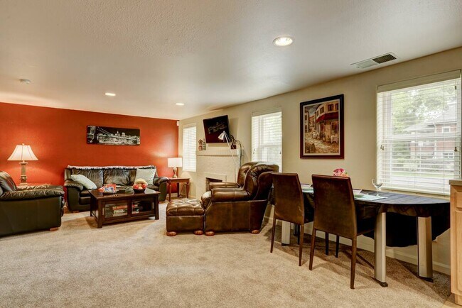 Living Room - 1004 E Ohio Ave