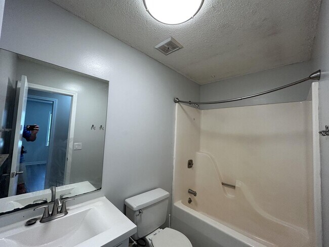 Foto del edificio - 419 Patterson St