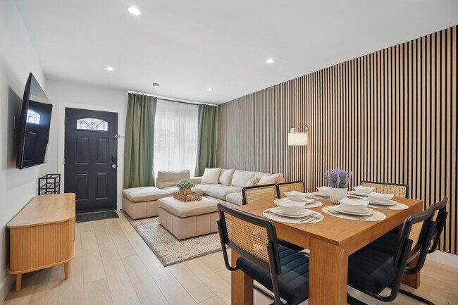 Foto del edificio - 6702 Saint Clair Ave