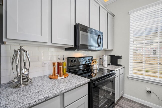Building Photo - 15743 Blair Castle Dr
