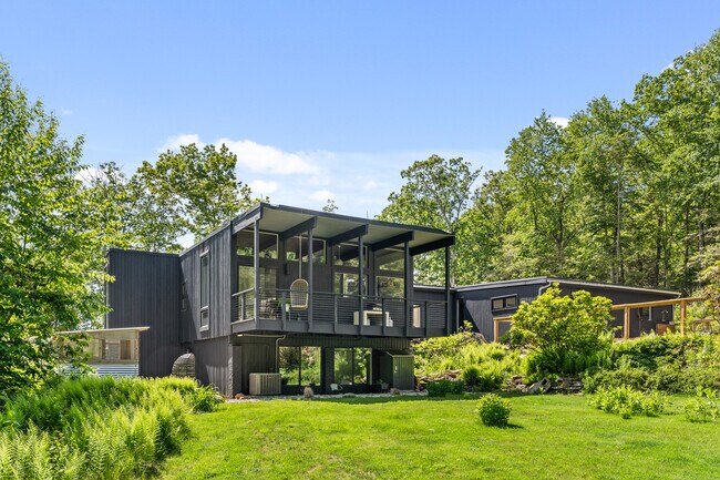 Building Photo - 87 Shinar Mountain Rd