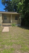 Building Photo - 4745 5th St
