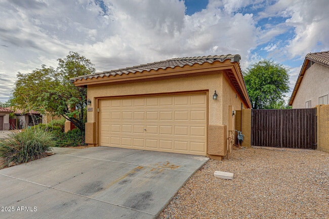 Building Photo - 40102 N Bridlewood Ct