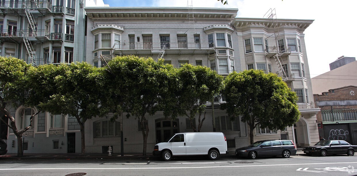 851 Post St - Rivoli Apartments