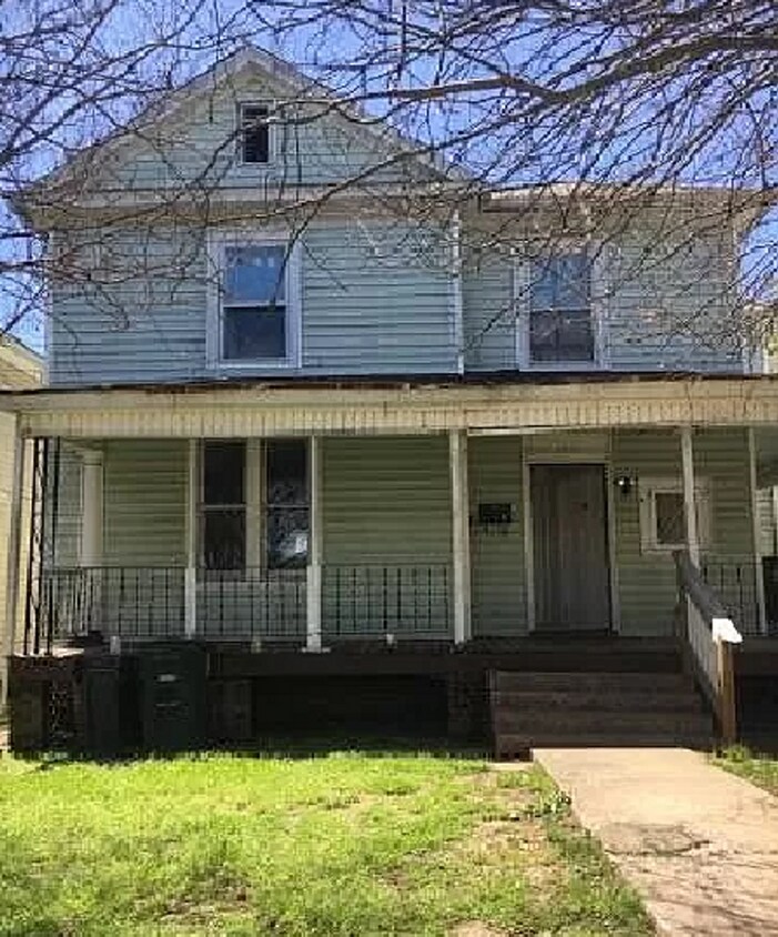 1711 Floyd St Unit 2, Lynchburg, VA 24501 Room for Rent in Lynchburg