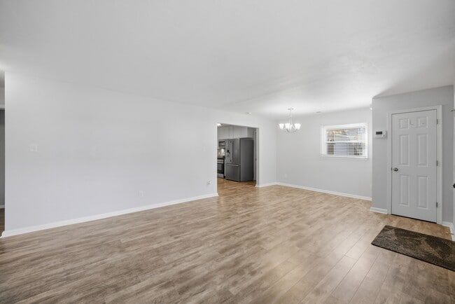 Building Photo - 3308 Woodsman Ln