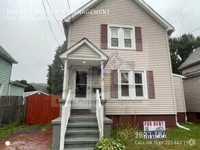 Building Photo - 86 Webb St