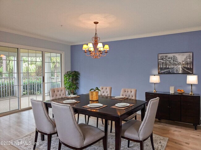 Foto del edificio - 345 N Shore Cir