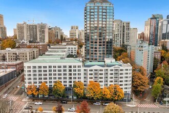 Building Photo - AVIA on Pike Street