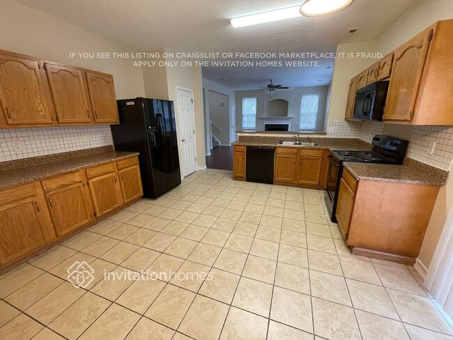 Building Photo - 6108 Gatesville Ln