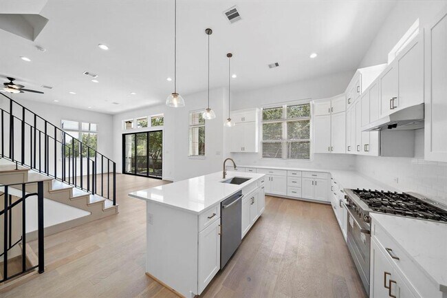 Foto del edificio - Brand new house in the Museum District wit...