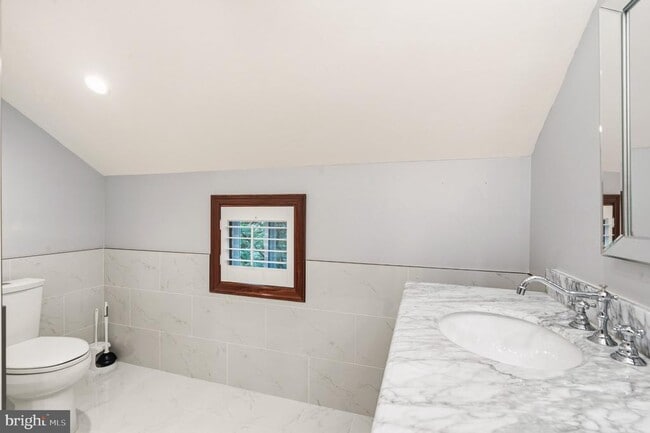 Foto del edificio - 5138 12th St S