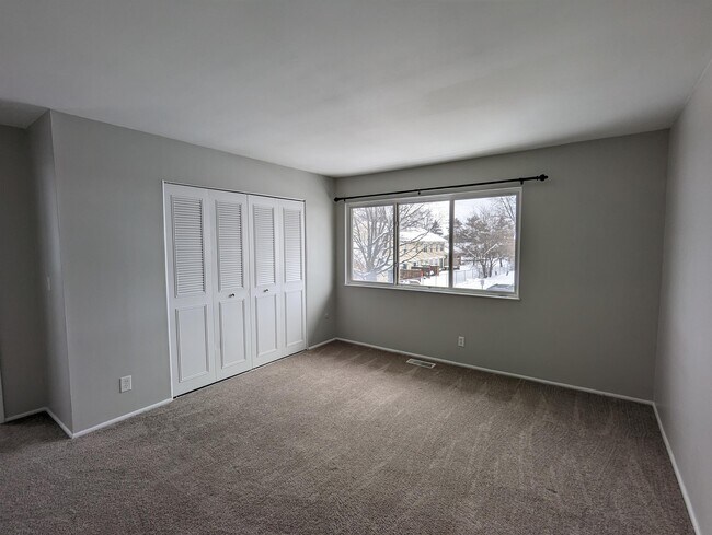 Foto del edificio - 3622 Kenbrooke Ct