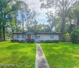 Building Photo - 1003 Brierfield Dr