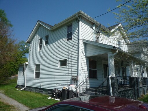 Primary Photo - 330 S Jackson St