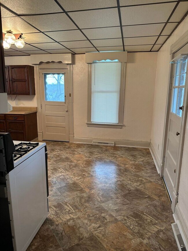 Foto del edificio - Updated 2 Bedroom 1 Bath in Trinity School District