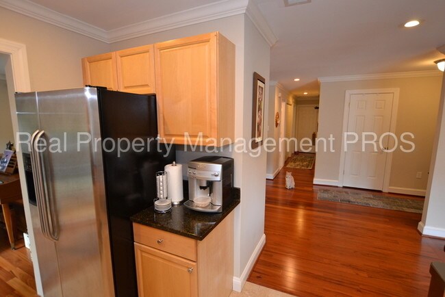 Building Photo - 12011 Trossack Rd
