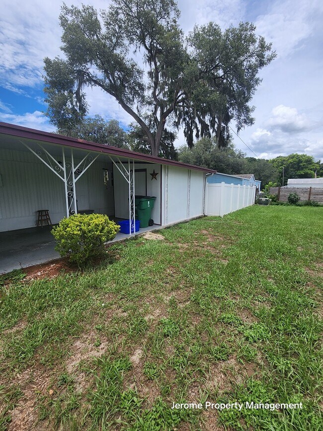 Photo - 4618 La Force St House