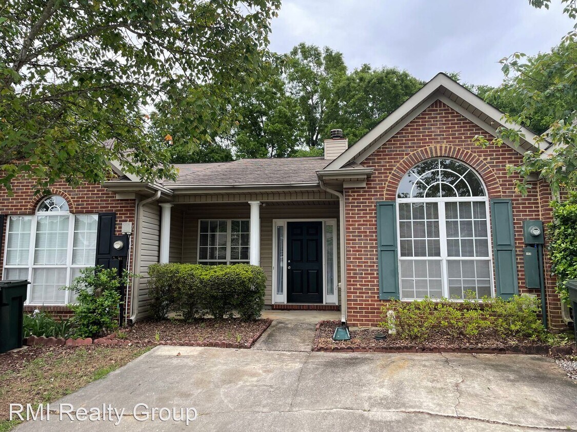 2 br, 2 bath House 153 Hidden Creek Cove House for Rent in Pelham