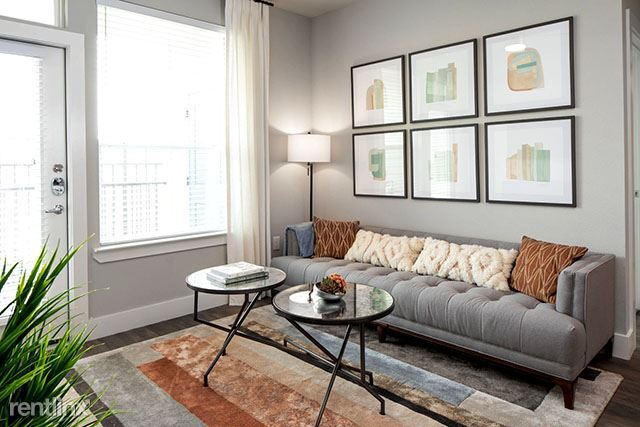Foto del edificio - 24002 Colonial Pkwy