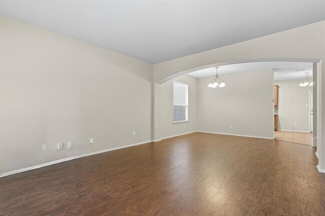 Foto del edificio - 10512 Wylie Dr