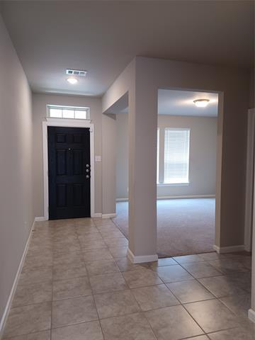 Foto del edificio - 7525 Plumgrove Rd