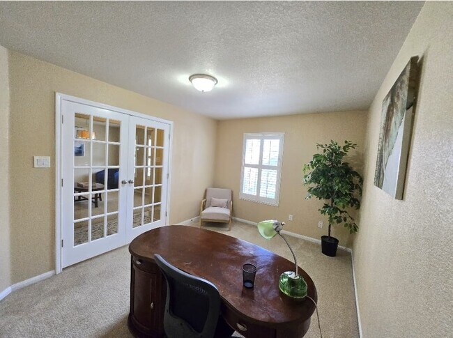 Foto del edificio - 3403 Thunder Creek Dr