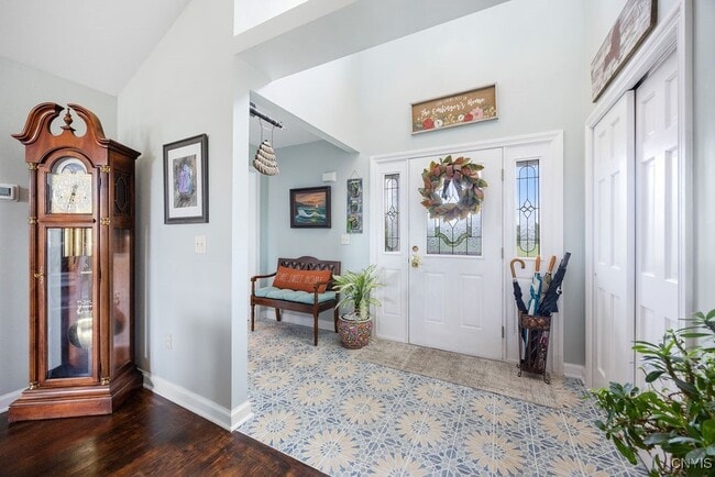 Building Photo - 5479 Lake Rd