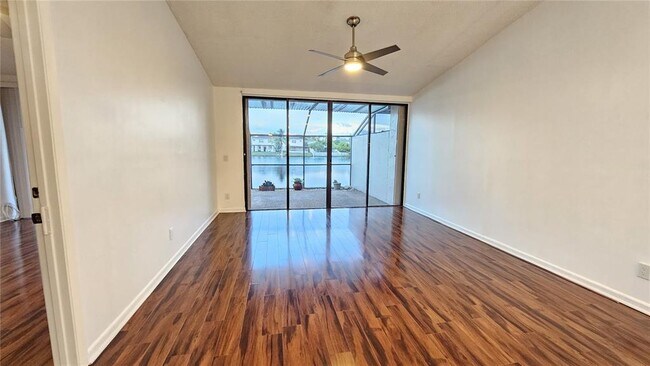 Foto del edificio - 1189 NW 122nd Ter