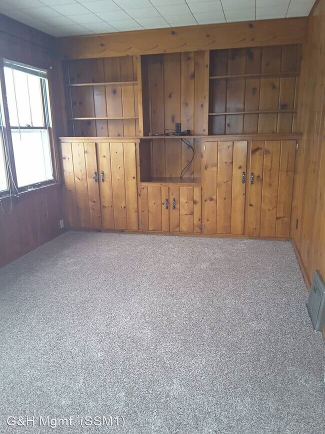 Foto del edificio - 4 br, 1 bath House - 408 Shumway