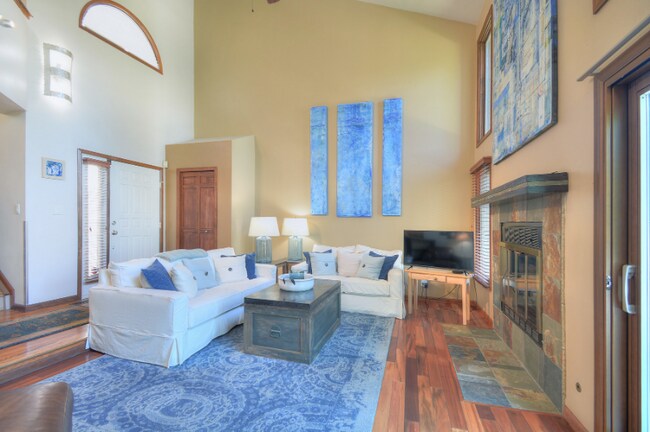Foto del edificio - 95 Woodbridge Dr