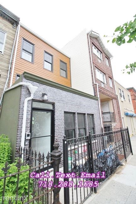 Primary Photo - 228 Tompkins Ave