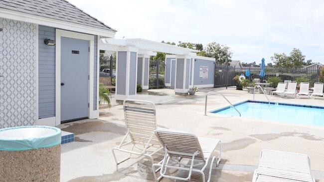 Building Photo - 3 bedrooms townhome in Chula Vista CA - Terranova Area
