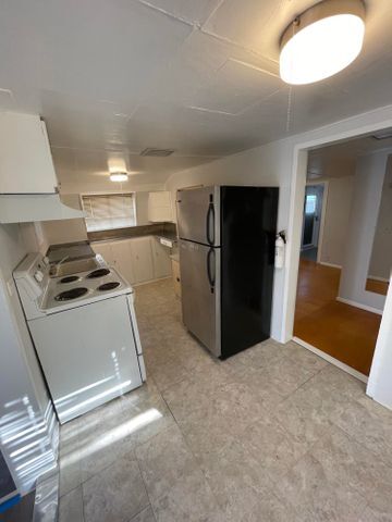 Foto del edificio - 4344 Mars Ave