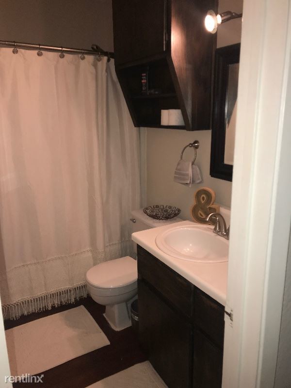Building Photo - 1 br, 1 bath Condo - 1214 Baylor 115 Unit 115