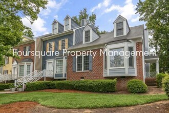Building Photo - 2800 Bedfordshire Ct